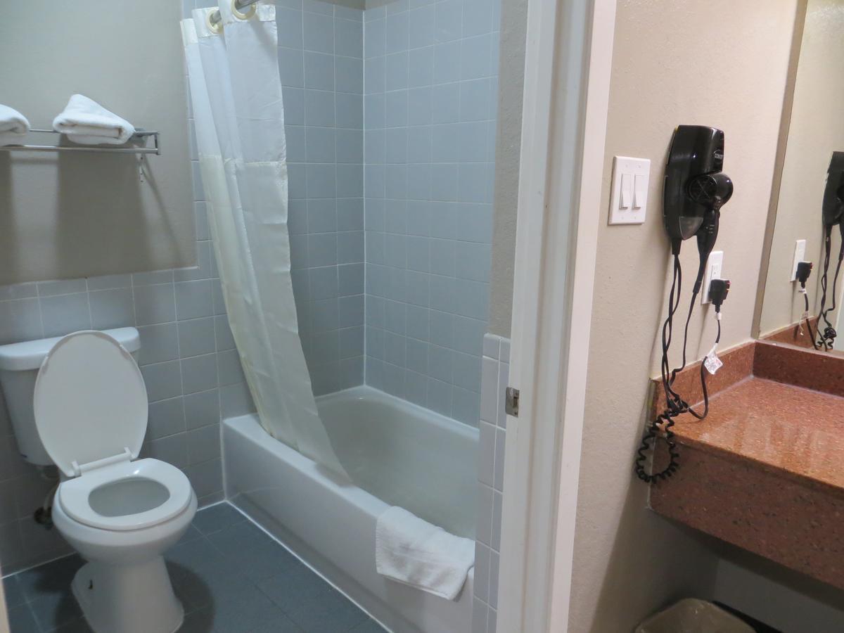 Regency Suites Iah Beltway 8 Χιούστον Εξωτερικό φωτογραφία